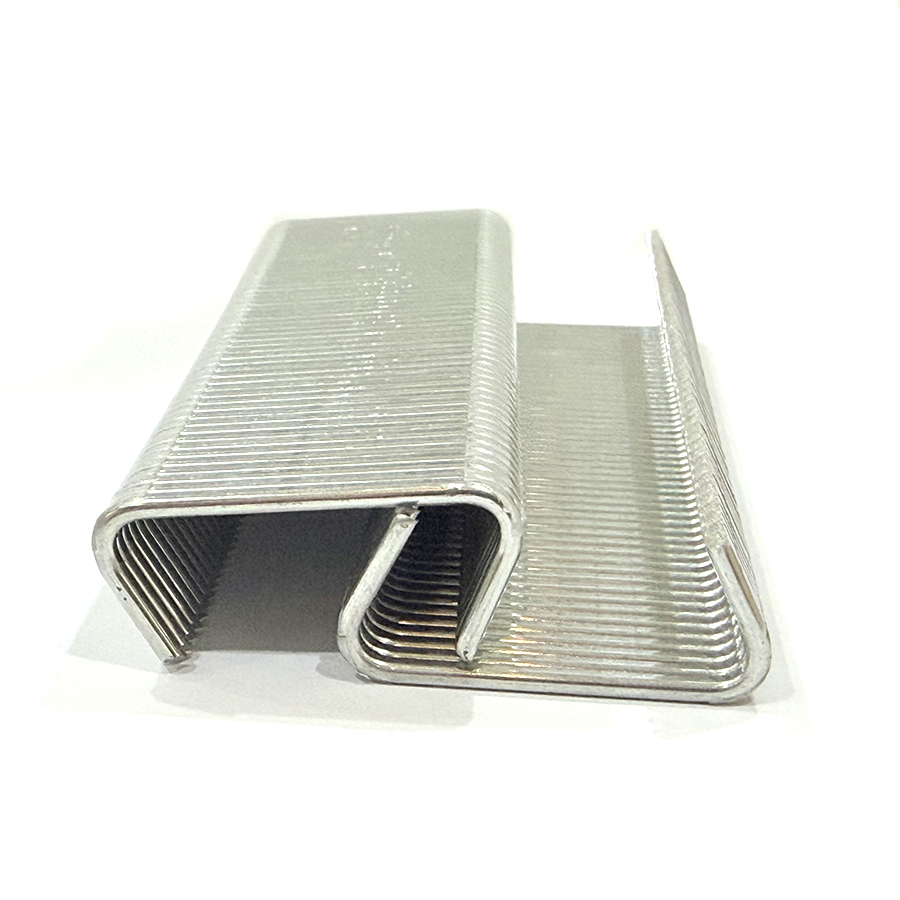 15GA HR30 Galvanized D Rings Close-Up 15GA HR30 Galvanized D Rings Close-Up