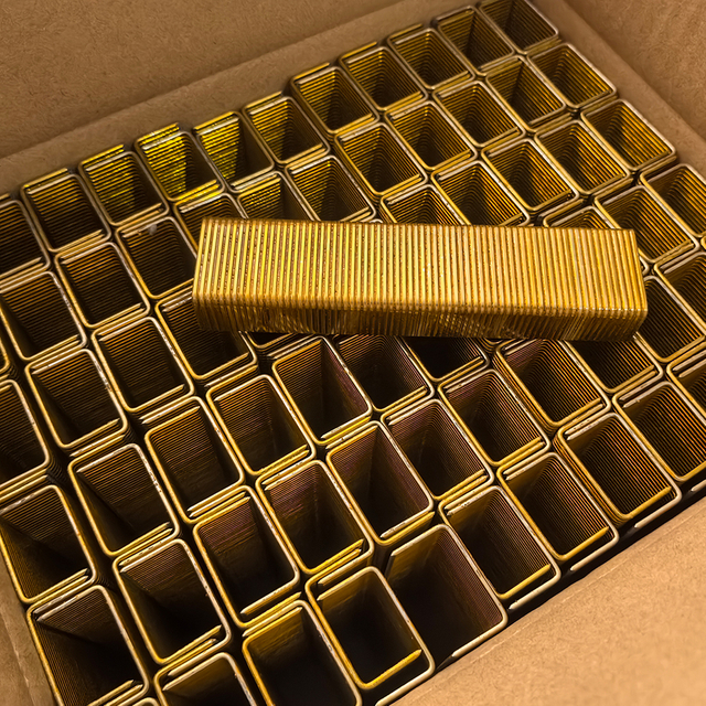 16 Gauge 1 Inch Crown Heavy Wire Staples P16