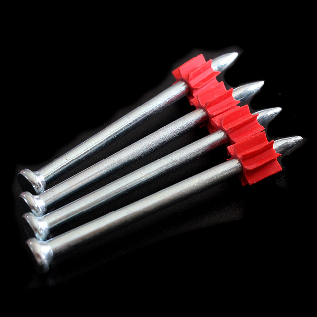 Fixations actionnées par poudre pour la fixation de poudre